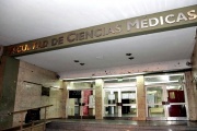 Masivo bochazo en Medicina de la UNLP: "No quieren que nos recibamos"