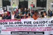 En La Plata miles de manifestantes se movilizaron en repudio al Golpe de 1976 y criticaron con dureza al gobierno de Milei