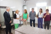 Alak verificó el avance de las obras en dos escuelas de Melchor Romero