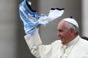 La AFA homenajeó al Papa Francisco con un video bien futbolero: "Argentino tenía que ser"