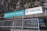 La Provincia se vuelve a encontrar con gremios docentes y estatales