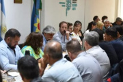 El gobierno bonaerense ofreció 10 % en dos tramos a los estatales