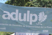 Un dirigente gremial de la UNLP denunció que el gobierno nacional "canceló la instancia paritaria de forma unilateral"