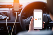 Presentaron un proyecto para legalizar UBER, Cabify y DiDi en La Plata