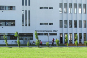Los docentes universitarios llevan adelante el 2° día de paro en la UNLP