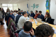 La Provincia se vuelve a reunir con docentes y estatales