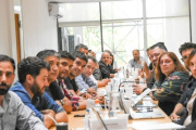 El gobierno bonaerense ofreció un 3,2 % de aumento a los estatales