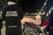 En un operativo fueron incautadas 16 motos en La Plata,  y al identificar a los conductores notaron que 4 de ellos eran policías