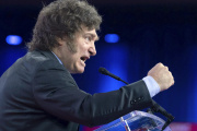 Milei lanzó la campaña libertaria en La Plata con duros insultos a Kicillof