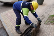 Intensifican la limpieza de sumideros en La Plata