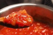 ANMAT lanzó una advertencia luego de detectar la posible presencia de gusanos en envases de tomate triturado