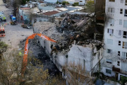 Fueron retiradas las vallas que cortaban el tránsito donde se incendió Aloise en La Plata