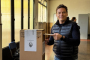Pablo Nicoletti votó en La Plata y llamó "a vivir la jornada electoral con esperanza"