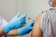 Anunciaron la ampliación de la campaña de vacunación contra el dengue