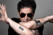 Andrés Calamaro se presenta en el Hipódromo de La Plata