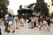 La Plata bailó al ritmo del 2 x 4 en una edición especial de Música en la Glorieta