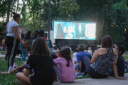Continúan las funciones de cine al aire libre en distintas localidades del partido de La Plata