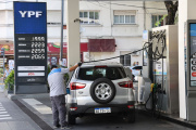 YPF aplicó un nuevo incremento en el precio de sus naftas
