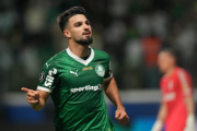 Un club de City Bell destacó la convocatoria del "Flaco" López al Mundial y recordó su paso por la Liga Amateur Platense