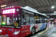 Comenzó a circular en La Plata el primer micro eléctrico de la provincia de Buenos Aires