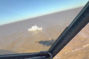 Prefectura busca una lancha desaparecida en el Río de la Plata con 5 tripulantes a bordo