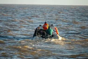 Encontraron el cuerpo de otro de los pescadores desaparecidos en el Río de la Plata