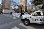Trabajadores de Educación reclamaron una recomposición salarial