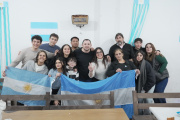 En Casa Balbín, la UCR de La Plata organizó un Bingo Patrio por el 9 de Julio