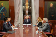 Alak recibió al CEO de Huawei y acordaron avanzar en el desarrollo de "ciudades seguras e inteligentes"