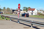 Vecinos de El Peligro volvieron a cortar la Ruta 2 para exigir medidas de seguridad vial