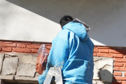 La Plata: el Municipio realizó nuevas tareas de limpieza y pintura en la ciudad