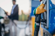 Combustibles: la venta cayó otra vez y ya marca 5 meses seguidos en baja