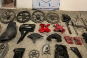 La Policía detuvo a un hombre en Villa Ponsati y secuestró diversas piezas de motos