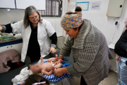 Realizaron un operativo en Los Hornos para detectar casos de desnutrición