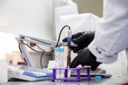 La UNLP es la única universidad pública con un laboratorio clínico acreditado