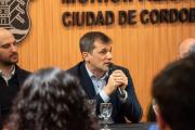 El intendente de Córdoba recibió a Nano Cara con vistas al III Congreso Federal e Internacional de Juventudes