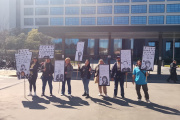 Organizaciones marcharon frente a Mercado Libre "contra las políticas de endeudamiento"