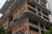 Piden la detención de uno de los responsables de ABES por una presunta estafa inmobiliaria