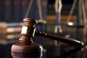 Una jueza resolvió que la ley que fijó en 14 años la edad de punibilidad está vigente