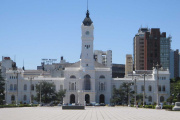 Día de protestas: cooperativistas y choferes de plataformas marchan al Palacio Municipal