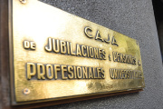 Buenos Aires: el sistema previsional de abogados, bioquímicos y médicos, bajo debate