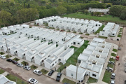 Inauguraron 175 casas para víctimas de violencia de género y personas externadas