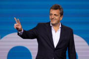 Massa se muestra en escena y crecen las expectativas sobre su posible candidatura