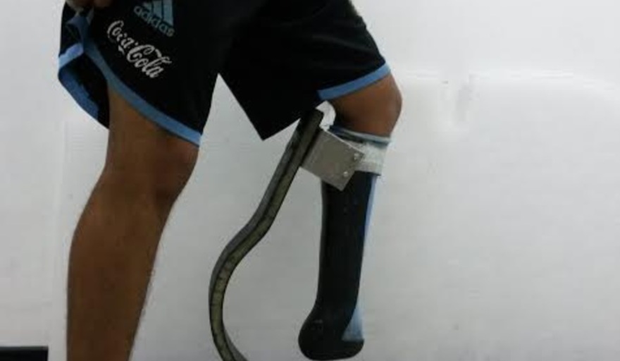 Profecía esta ahí Hueco La Universidad de La Plata desarrolla una prótesis para atletas  paralímpicos - Info Blanco Sobre Negro