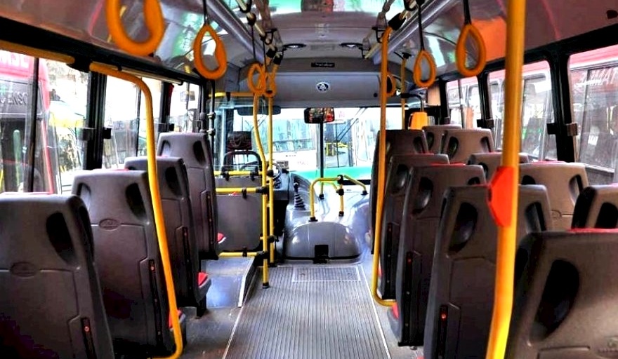 Esta medianoche se levanta el paro de micros de la UTA en La Plata ...